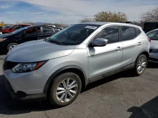 2019 Nissan Rogue S with VIN JN1BJ1CP4KW216991, listed as a Copart auction lot 45543865 with 131,930 mi miles and Salvage Title. Bid and sale history available at DreamBid. Image 1.