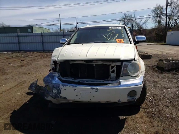 2008 Chrysler Aspen Limited z VIN 1A8HW58NX8F142131, wystawiony jako Copart lot #52396535 z przebiegiem Nie podano mil oraz Szkoda całkowita • Salvage title. Historia ofert i sprzedaży dostępna na DreamBid. Obrazek 13.