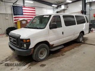 2014 Ford Econoline Passenger XL z VIN 1FBSS3BL0EDA89519, wystawiony jako Copart lot #54524735 z przebiegiem 39 417 mil mil oraz Tytuł czysty. Historia ofert i sprzedaży dostępna na DreamBid. Obrazek 1.