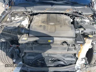 2019 Land Rover Range Rover with VIN SALGS5RE9KA541283, listed as a IAAI auction lot 40816626 with 97,958 mi miles. Bid and sale history available at carsss.com. Image 10.