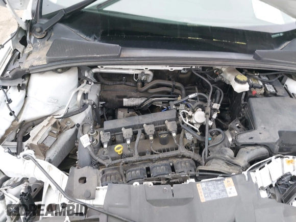 2018 Ford Focus SE z VIN 1FADP3F24JL247003, wystawiony jako IAAI lot #42531969 z przebiegiem 55 344 mil mil oraz . Historia ofert i sprzedaży dostępna na DreamBid. Obrazek 10.