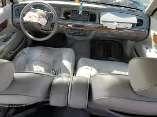 1999 Mercury Grand Marquis LS z VIN 2MEFM75W1XX635839, wystawiony jako Copart lot #55860735 z przebiegiem 114 963 mil mil oraz Szkody całkowita. Historia ofert i sprzedaży dostępna na DreamBid. Obrazek 8.