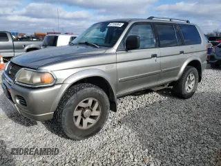 2002 Mitsubishi Montero XLS z VIN JA4MT31R82P006978, wystawiony jako Copart lot #87159364 z przebiegiem 223 777 mil mil oraz Czysty tytuł • Clean title. Historia ofert i sprzedaży dostępna na DreamBid. Obrazek 1.