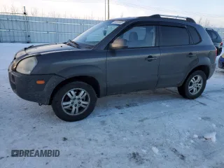 2008 Hyundai Tucson GL with VIN KM8JM72D68U753257, listed as a Copart auction lot 88053695 with 300,344 mi miles and Clean Title. Bid and sale history available at carsss.com. Image 1.