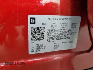2021 Cadillac XT4 FWD Premium Luxury with VIN 1GYFZCR41MF043072, listed as a Copart auction lot 74430824 with 31,053 mi miles and Salvage Title. Bid and sale history available at carsss.com. Image 15.