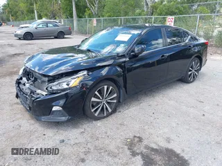 2020 Nissan Altima SR with VIN 1N4BL4CV5LC186805, listed as a IAAI auction lot 41933524 with 59,050 mi miles and . Bid and sale history available at carsss.com. Image 21.