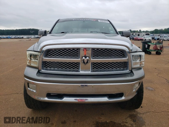 2010 Dodge 1500 SLT z VIN 1D7RB1CT9AS178725, wystawiony jako Copart lot #55848615 z przebiegiem 198 349 mil mil oraz Szkoda całkowita • Salvage title. Historia ofert i sprzedaży dostępna na DreamBid. Obrazek 5.