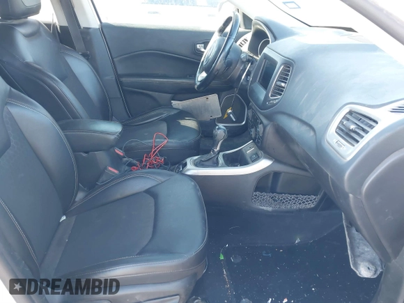 2019 Jeep Compass Latitude with VIN 3C4NJCBB1KT654692, listed as a IAAI auction lot 41376045 with 132,038 mi miles and . Bid and sale history available at DreamBid. Image 5.