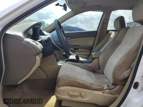 2009 Honda Accord LX-P with VIN 1HGCP26439A008259, listed as a Copart auction lot 61706095 with 267,702 mi miles and Clean title. Bid and sale history available at DreamBid. Image 7.