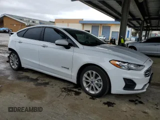 2019 Ford Fusion Hybrid SE with VIN 3FA6P0LU7KR137787, listed as a Copart auction lot 48814055 with 67,925 mi miles and Salvage Title. Bid and sale history available at carsss.com. Image 4.