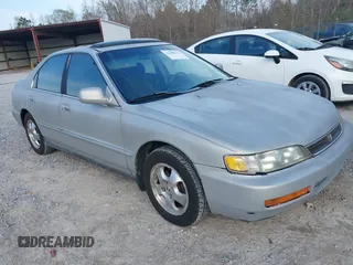 1997 Honda Accord Special Edition with VIN 1HGCD560XVA267719, listed as a IAAI auction lot 41680625 with 325,852 mi miles and . Bid and sale history available at carsss.com. Image 1.