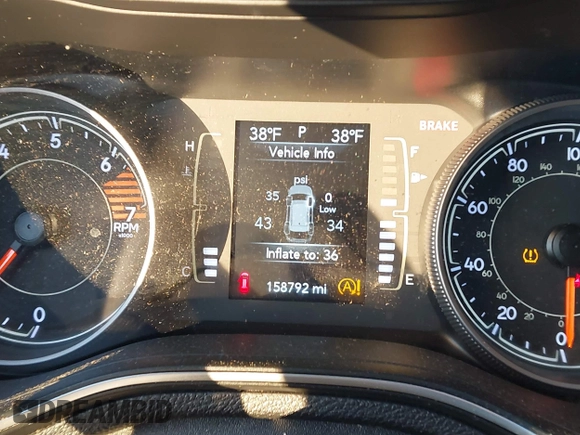 2019 Jeep Cherokee Latitude with VIN 1C4PJLCB1KD128463, listed as a IAAI auction lot 41813221 with 158,792 mi miles and . Bid and sale history available at carsss.com. Image 7.