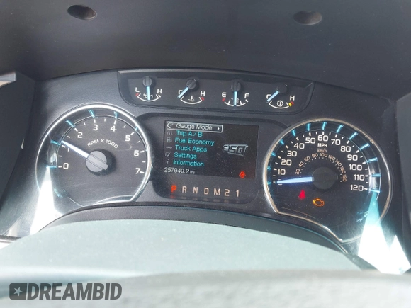 2012 Ford F-150 XL with VIN 1FTEW1CM5CKD32629, listed as a IAAI auction lot 42127583 with 257,949 mi miles. Bid and sale history available at carsss.com. Image 7.