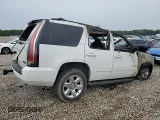 2013 GMC Yukon SLT with VIN 1GKS2CE09DR156640, listed as a Copart auction lot 70269544 with Not Provided miles and Non Repairable. Bid and sale history available at carsss.com. Image 3.