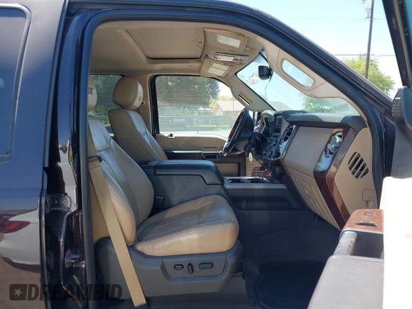 2013 Ford F-250 XL with VIN 1FT7W2BT6DEB59811, listed as a IAAI auction lot 41973603 with 290,010 mi miles and . Bid and sale history available at DreamBid. Image 5.