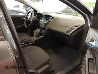 2015 Ford Focus SE with VIN 1FADP3F2XFL201554, listed as a IAAI auction lot 41817418 with 101,938 mi miles. Bid and sale history available at carsss.com. Image 5.