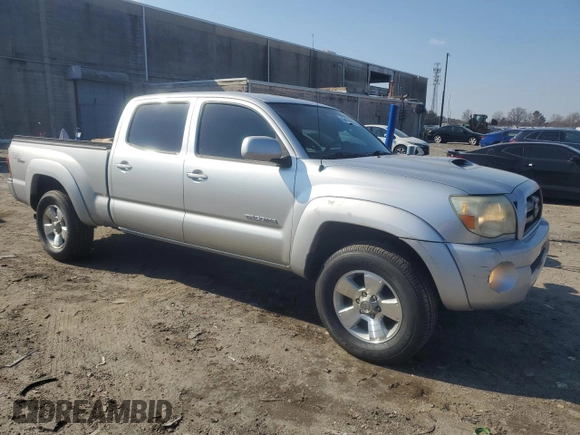 2005 Toyota Tacoma PreRunner with VIN 3TMKU72N95M003532, listed as a Copart auction lot 43049595 with 173,462 mi miles and Clean Title. Bid and sale history available at carsss.com. Image 4.
