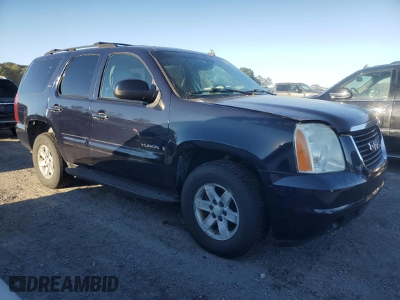 2007 GMC Yukon SLT with VIN 1GKFK13077J126628, listed as a Copart auction lot 75358444 with 196,868 mi miles and Clean Title. Bid and sale history available at carsss.com. Image 4.