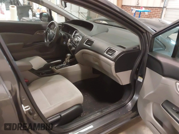 2013 Honda Civic LX z VIN 2HGFB2F50DH559408, wystawiony jako IAAI lot #41608166 z przebiegiem 155 745 mil mil oraz . Historia ofert i sprzedaży dostępna na DreamBid. Obrazek 5.