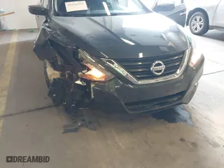 2018 Nissan Altima 2.5 SV with VIN 1N4AL3AP4JC235970, listed as a IAAI auction lot 41636924 with 78,585 mi miles. Bid and sale history available at carsss.com. Image 6.