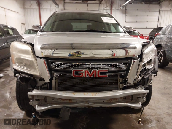 2011 GMC Terrain SLT-2 with VIN 2CTALWEC0B6450568, listed as a IAAI auction lot 41922964 with 181,378 mi miles and . Bid and sale history available at carsss.com. Image 13.