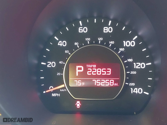 2015 Kia Soul with VIN KNDJN2A28F7812907, listed as a IAAI auction lot 41989088 with 75,258 mi miles. Bid and sale history available at carsss.com. Image 15.