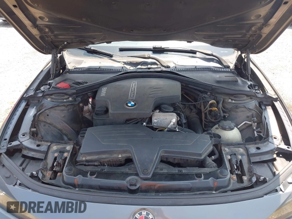 2013 BMW 3 Series 328i xDrive with VIN WBA3B5G54DNS00777, listed as a IAAI auction lot 42433605 with 196,092 mi miles and . Bid and sale history available at DreamBid. Image 10.