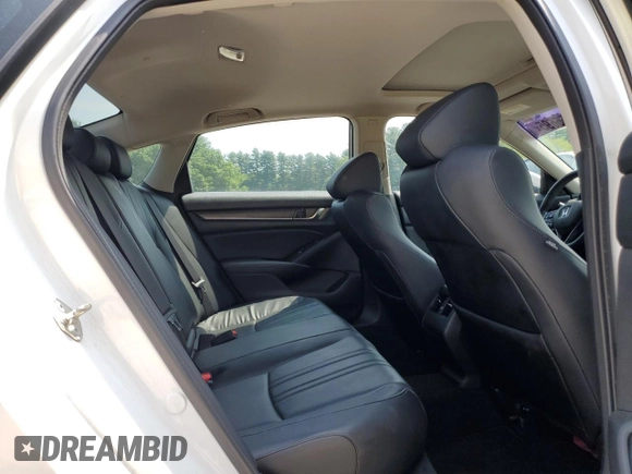 2018 Honda Accord Touring с VIN 1HGCV2F93JA017193, выставлен на аукционе Copart как лот 61756695 с пробегом 65 228 миль миль и Списание • Salvage title. История ставок и продаж доступна на DreamBid. Изображение 10.