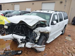 2004 Chevrolet Suburban LS with VIN 1GNEC16Z54J207144, listed as a IAAI auction lot 41244963 with 246,498 mi miles. Bid and sale history available at carsss.com. Image 17.