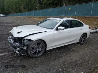 2021 BMW 3 Series 330i xDrive z VIN 3MW5R7J0XM8B95570, wystawiony jako Copart lot #49969095 z przebiegiem 20 219 mil mil oraz Szkoda całkowita • Salvage title. Historia ofert i sprzedaży dostępna na DreamBid. Obrazek 1.