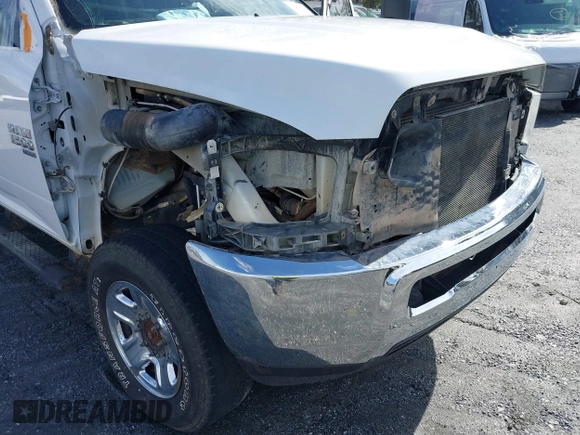 2017 Ram 2500 Tradesman with VIN 3C6UR5HL5HG733453, listed as a IAAI auction lot 41569358 with 229,765 mi miles and . Bid and sale history available at DreamBid. Image 18.