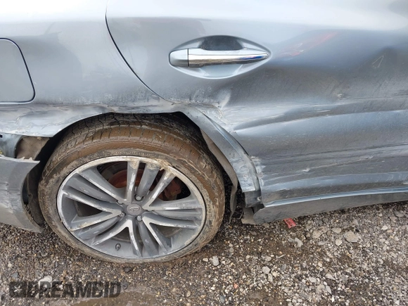2015 Infiniti Q50 with VIN JN1BV7AR4FM406268, listed as a IAAI auction lot 41837888 with 211,965 mi miles. Bid and sale history available at carsss.com. Image 19.