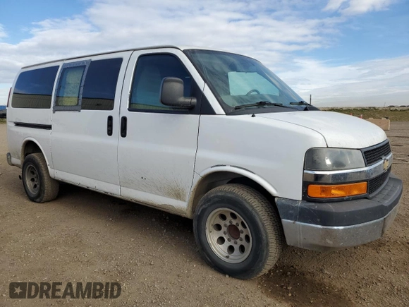 2013 Chevrolet Express Passenger 1LT z VIN 1GAZGYFG4D1140342, wystawiony jako Copart lot #75170404 z przebiegiem 201 580 mil mil oraz Czysty tytuł • Clean title. Historia ofert i sprzedaży dostępna na DreamBid. Obrazek 4.