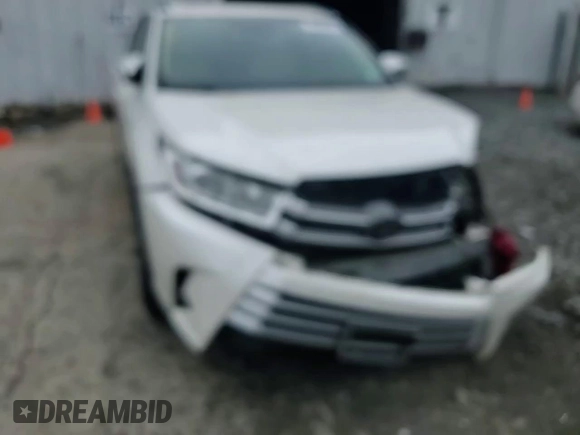 2018 Toyota Highlander SE z VIN 5TDJZRFH6JS554573, wystawiony jako Copart lot #60682225 z przebiegiem 81 373 mil mil oraz Szkoda całkowita • Salvage title. Historia ofert i sprzedaży dostępna na DreamBid. Obrazek 15.