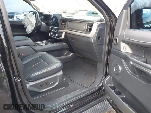 2024 Ford Expedition Max XLT with VIN 1FMJK1H80REA23644, listed as a IAAI auction lot 41113542 with 26,360 mi miles and . Bid and sale history available at DreamBid. Image 5.