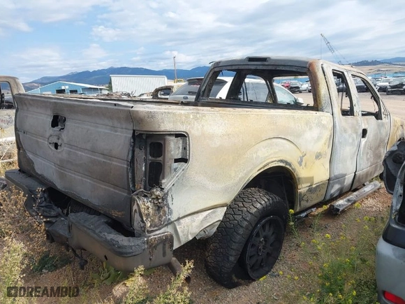 2009 Ford F-150 STX with VIN 1FTRX14809FB19668, listed as a IAAI auction lot 40488942 with 1 mi miles. Bid and sale history available at carsss.com. Image 4.