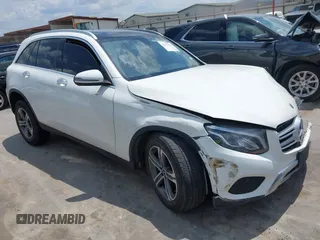 2019 Mercedes-Benz GLC 300 z VIN WDC0G4JB3K1000679, wystawiony jako IAAI lot #42221925 z przebiegiem 91 005 mil mil oraz . Historia ofert i sprzedaży dostępna na DreamBid. Obrazek 1.