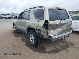 2006 Toyota 4Runner SR5 with VIN JTEZU14R268053525, listed as a IAAI auction lot 42064166 with 268,437 mi miles and . Bid and sale history available at DreamBid. Image 3.