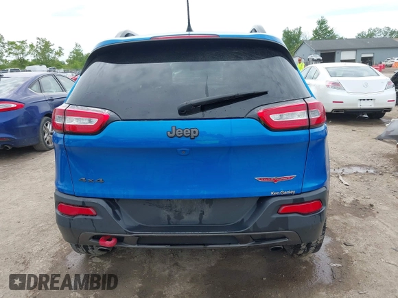 2017 Jeep Cherokee Trailhawk with VIN 1C4PJMBS2HW612792, listed as a IAAI auction lot 42373828 with 74,106 mi miles and . Bid and sale history available at DreamBid. Image 16.