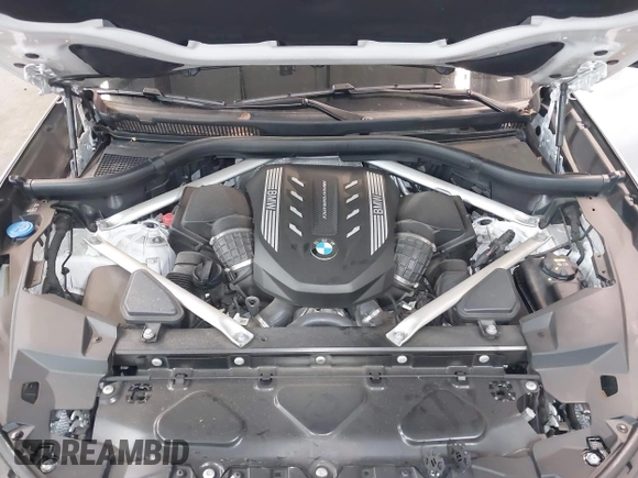 2022 BMW X6 M50i z VIN 5UXCY8C05N9J18577, wystawiony jako IAAI lot #41982042 z przebiegiem 64 155 mil mil oraz . Historia ofert i sprzedaży dostępna na DreamBid. Obrazek 10.