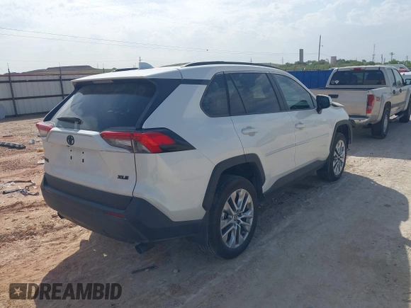 2024 Toyota RAV4 XLE Premium с VIN 2T3C1RFV3RW360051, выставлен на аукционе IAAI как лот 42261611 с пробегом 5 907 миль миль и . История ставок и продаж доступна на DreamBid. Изображение 4.