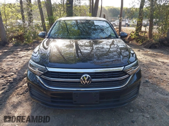 2024 Volkswagen Jetta SE with VIN 3VW7M7BU4RM033506, listed as a IAAI auction lot 41994422 with 15,066 mi miles and . Bid and sale history available at DreamBid. Image 12.
