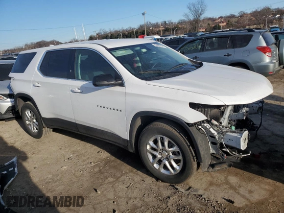 2021 Chevrolet Traverse LS with VIN 1GNERFKW2MJ114492, listed as a Copart auction lot 42866124 with 40,936 mi miles. Bid and sale history available at carsss.com. Image 4.