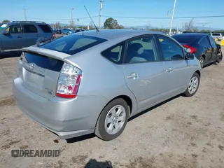 2008 Toyota Prius with VIN JTDKB20U887701258, listed as a IAAI auction lot 41814826 with 123,861 mi miles. Bid and sale history available at carsss.com. Image 4.