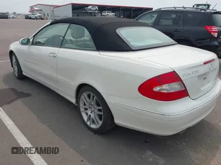 2009 Mercedes-Benz CLK 350 with VIN WDBTK56F89T108814, listed as a IAAI auction lot 42372071 with 45,755 mi miles and . Bid and sale history available at DreamBid. Image 3.