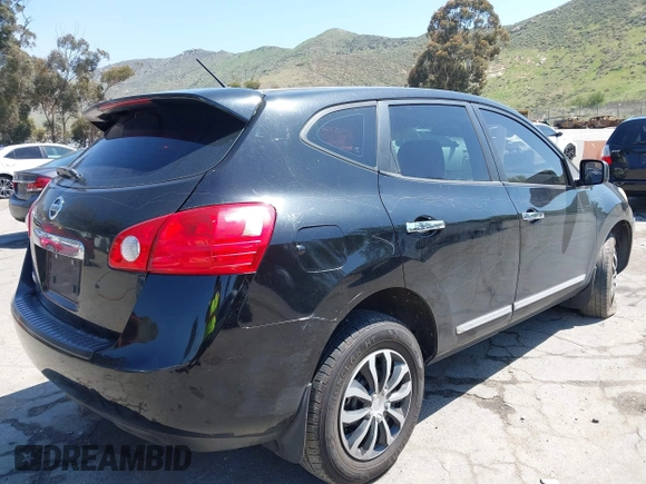 2013 Nissan Rogue S with VIN JN8AS5MT7DW517593, listed as a IAAI auction lot 41966300 with 192,238 mi miles. Bid and sale history available at carsss.com. Image 4.