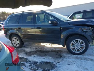 2009 Volvo XC90 I6 with VIN YV4CZ982391503118, listed as a IAAI auction lot 41458019 with 222,873 mi miles. Bid and sale history available at carsss.com. Image 13.