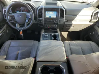 2018 Ford Expedition XLT z VIN 1FMJU1JT1JEA70890, wystawiony jako Copart lot #50093885 z przebiegiem 147 137 mil mil oraz Szkoda całkowita • Salvage title. Historia ofert i sprzedaży dostępna na DreamBid. Obrazek 8.