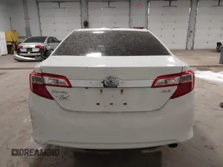 2014 Toyota Camry L with VIN 4T1BF1FK4EU734657, listed as a IAAI auction lot 41963449 with 167,826 mi miles. Bid and sale history available at carsss.com. Image 16.