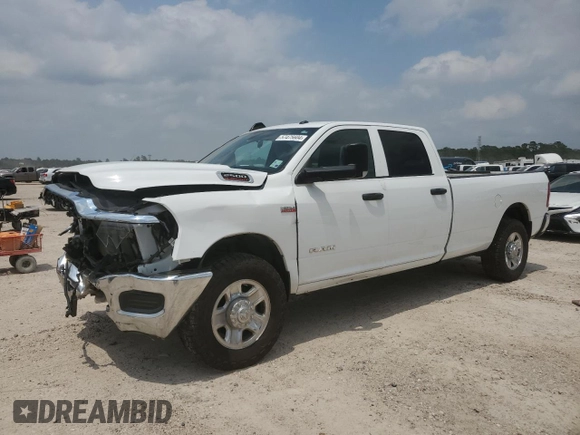 2021 Ram 2500 Tradesman z VIN 3C6UR4HJ7MG674067, wystawiony jako Copart lot #57475604 z przebiegiem 54 009 mil mil oraz Szkoda całkowita • Salvage title. Historia ofert i sprzedaży dostępna na DreamBid. Obrazek 1.